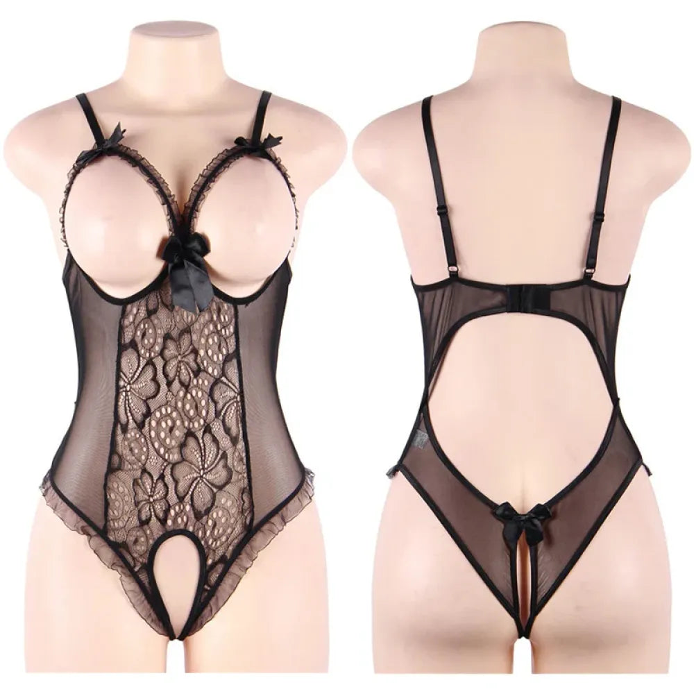 Plus Size Crotchless Lingerie Set
